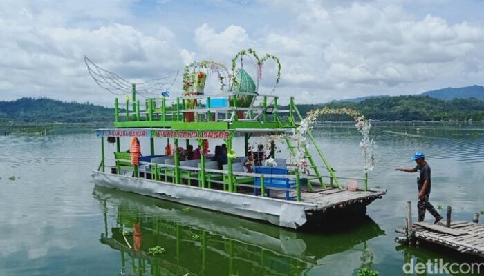 Eksplorasi Perahu Wisata Rawa Jombor: Kisah Tradisi Syawalan