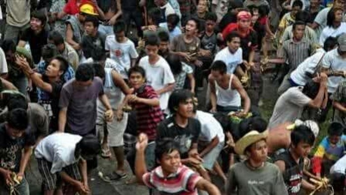 10 Tradisi Menyambut Idulfitri di Indonesia: Ada Grebeg Syawal-Perang Ketupat - Update 1