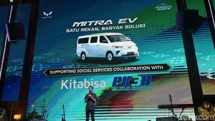 **Wuling Mitra EV: Inovasi Mobil Jenazah Listrik Pertama di Indonesia**
