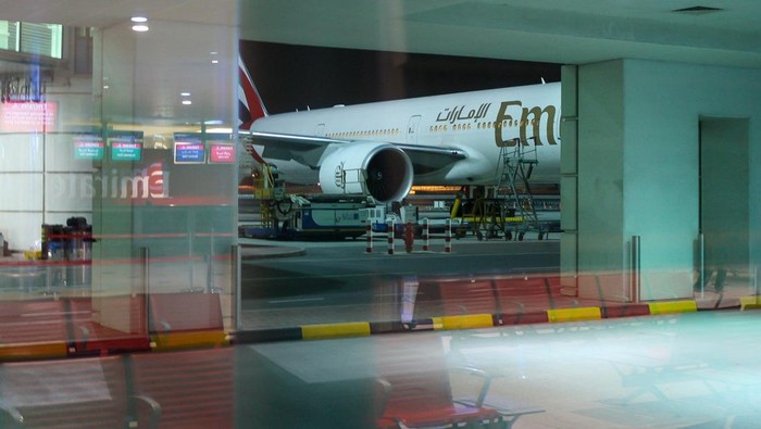 Pesawat Berputar-putar Berjamaah di Langit UEA: Kejadian Menakjubkan di Dubai