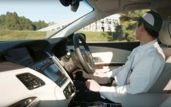 “Mobil Jelajah Gadget Berjalan, RAM 300 GB Siap Tantang Masa Depan”